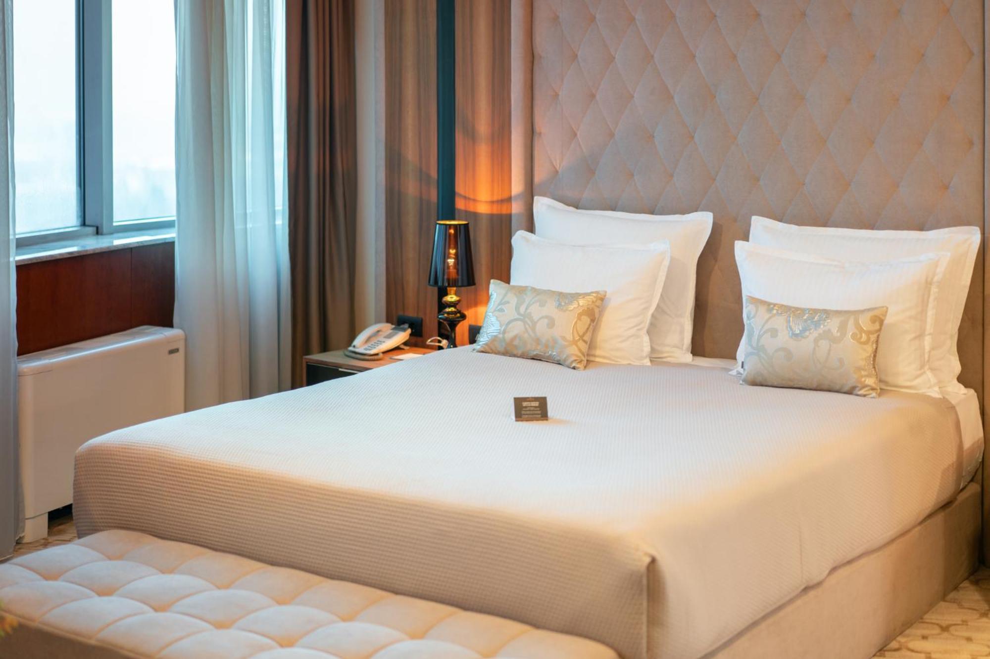 Hotel Radon Plaza 4*